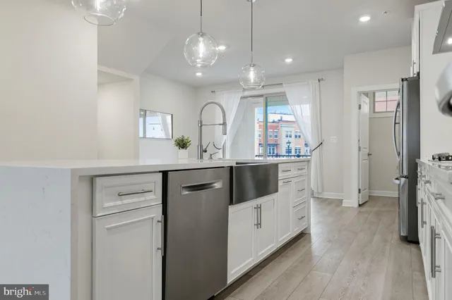 $899,900 | 10689 Fairgrounds Drive, Fairfax, VA 22030