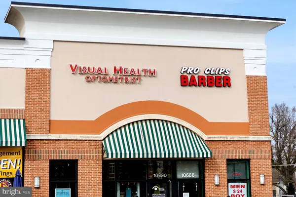 $899,900 | 10689 Fairgrounds Drive, Fairfax, VA 22030