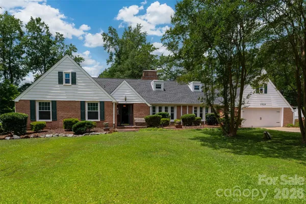 $575,000 | 1929 Havenwood Drive, Lancaster, SC 29720