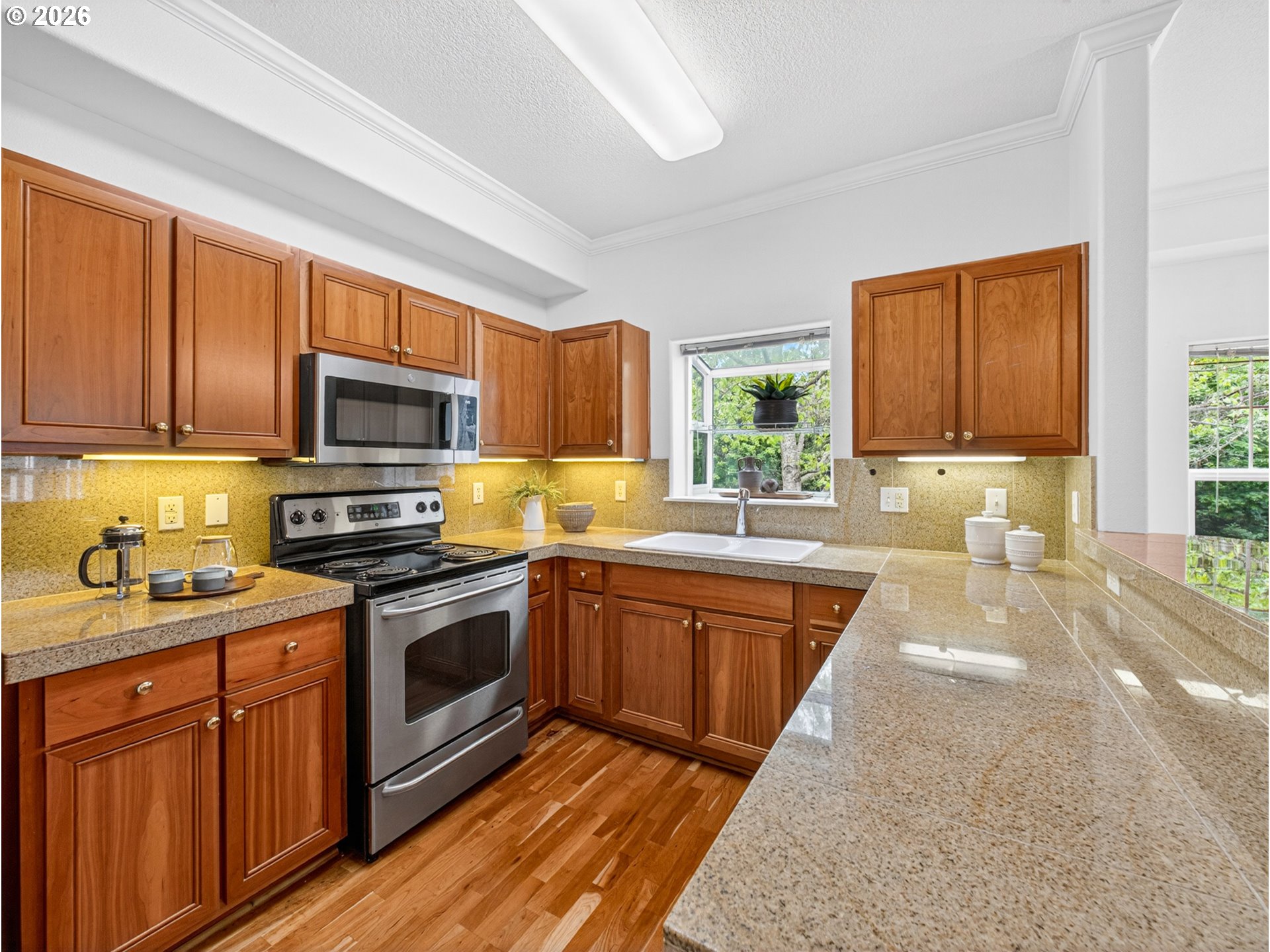 30366 Southwest Ruth Street, Unit 68 Wilsonville, OR 97070 - Photo 12 of 41 Kitchen
