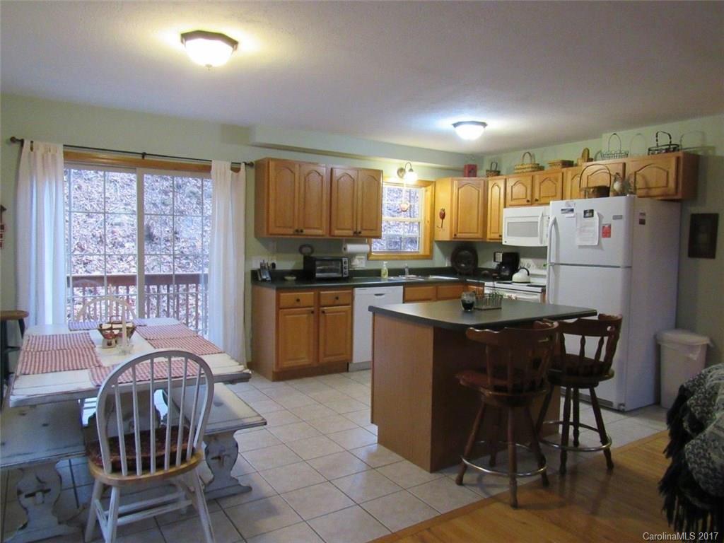 174 Prosperity Ridge Waynesville, NC 28785 - Photo 3 of 6 Gallery Image 3