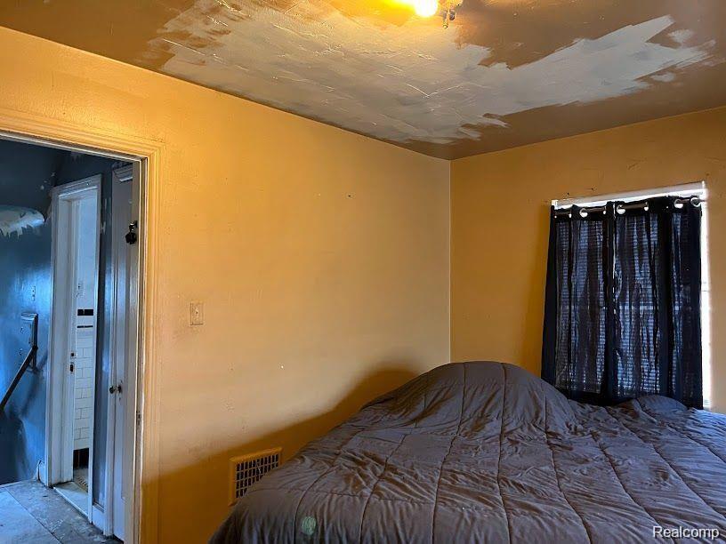 5761 Devonshire Road Detroit, MI 48224 - Photo 11 of 16