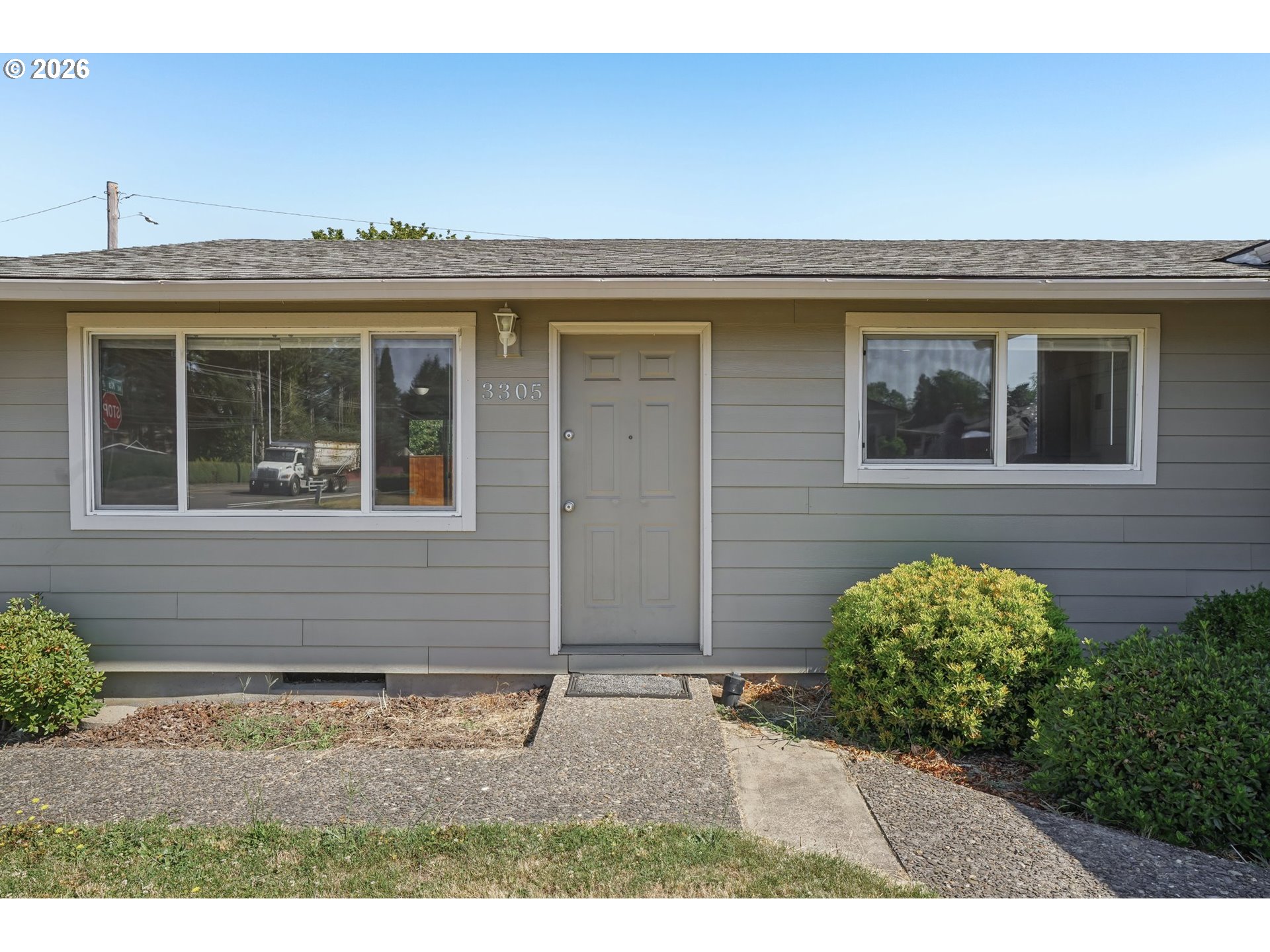 3305 Northeast 15th Street Gresham, OR 97030 - Photo 5 of 39