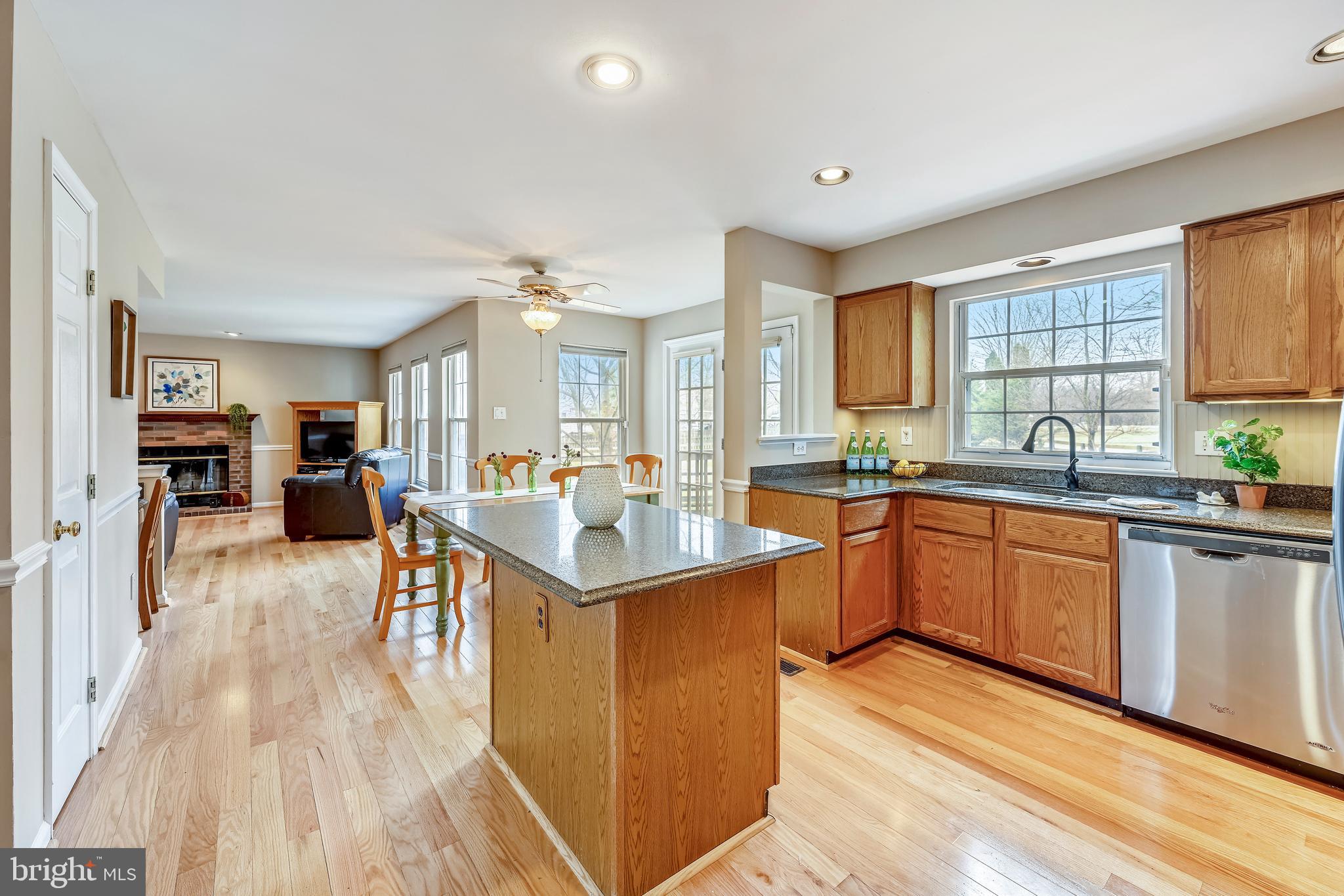9531 Ridgeview Drive Columbia, MD 21046 - Photo 14 of 35 Gallery Image 14