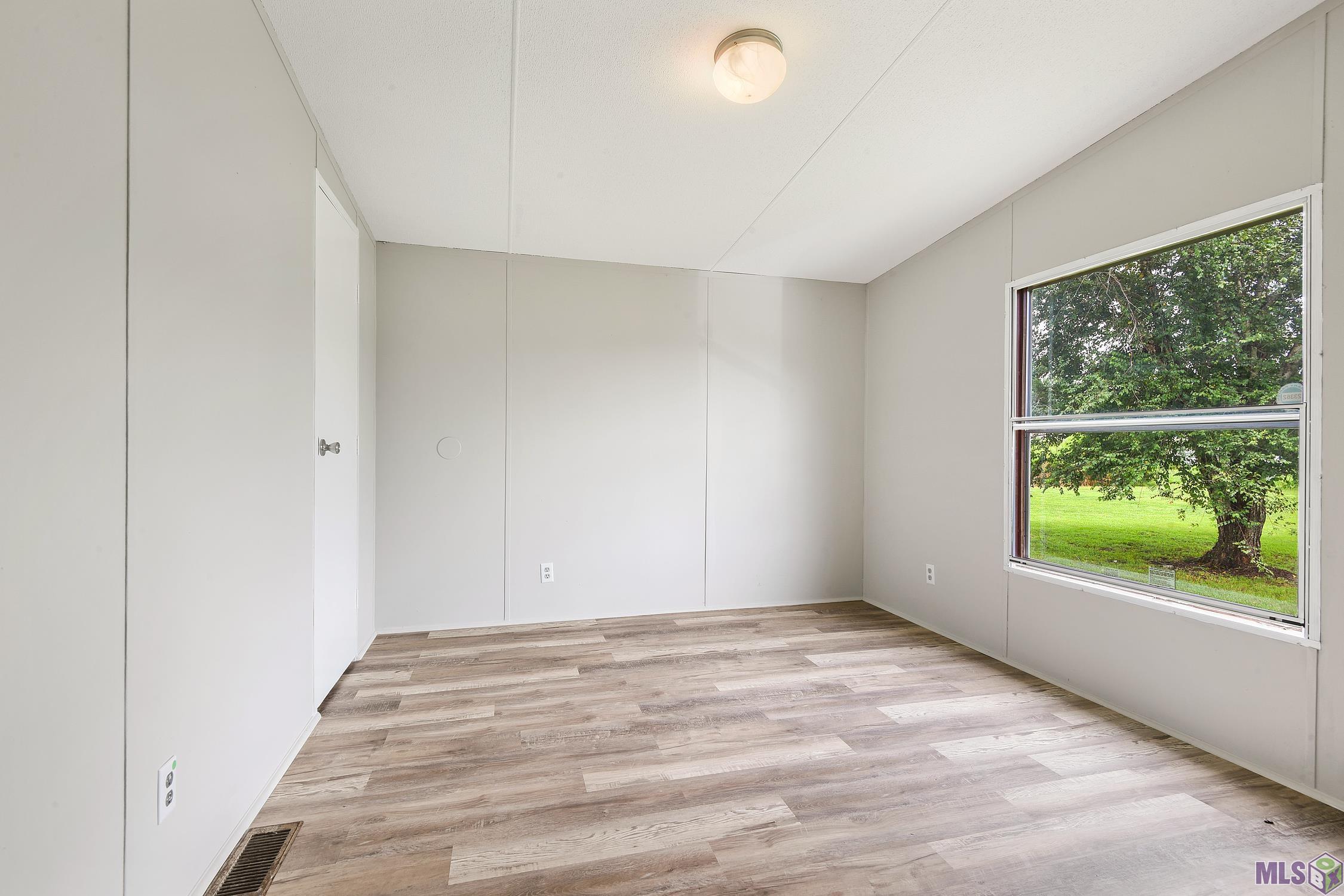 11045 Savoy Road St. Amant, LA 70774 - Photo 11 of 14 Gallery Image 11