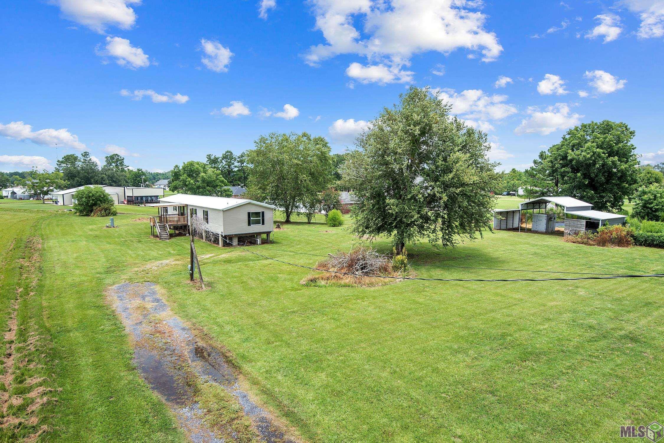 11045 Savoy Road St. Amant, LA 70774 - Photo 4 of 14 Gallery Image 4