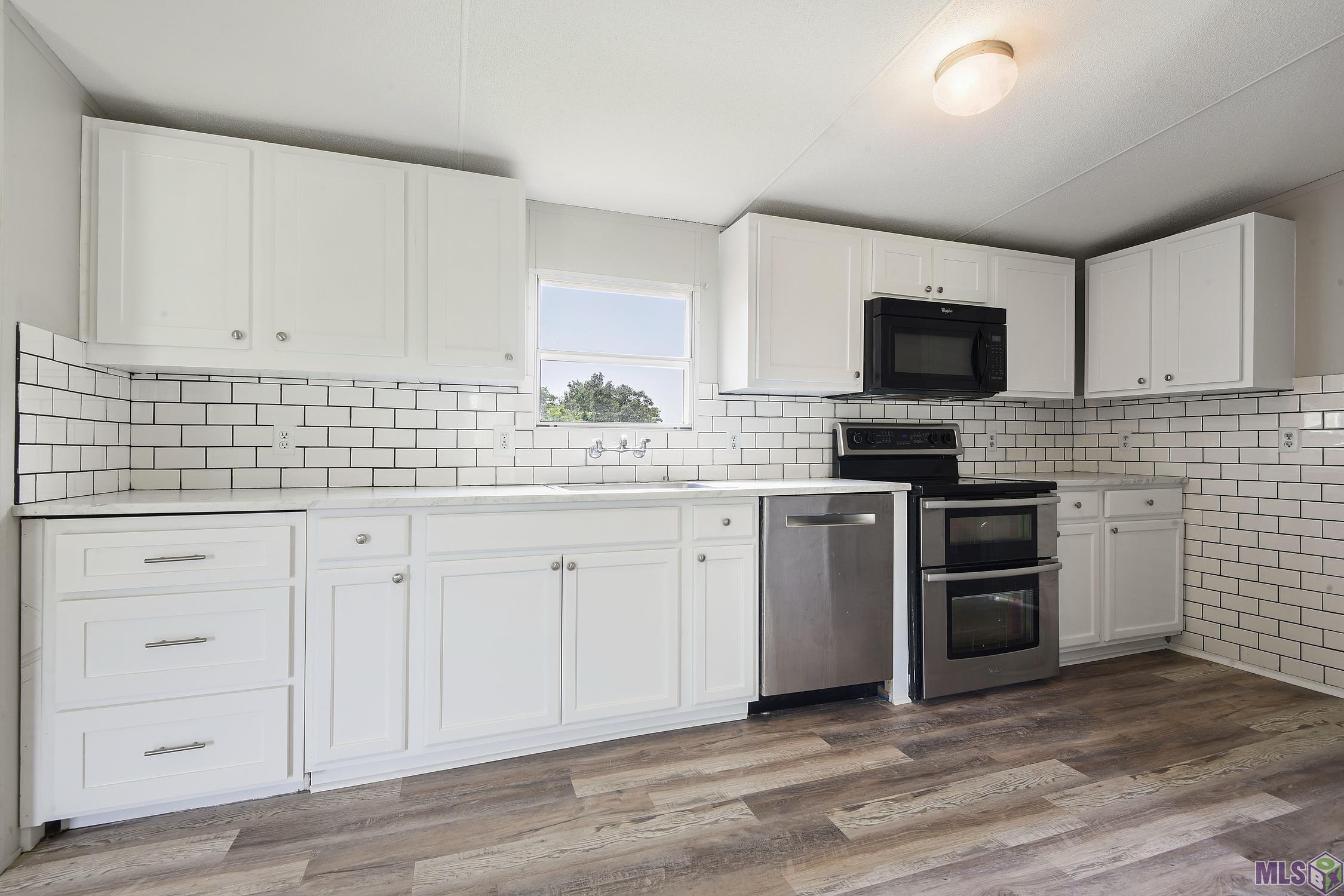 11045 Savoy Road St. Amant, LA 70774 - Photo 5 of 14 Gallery Image 5