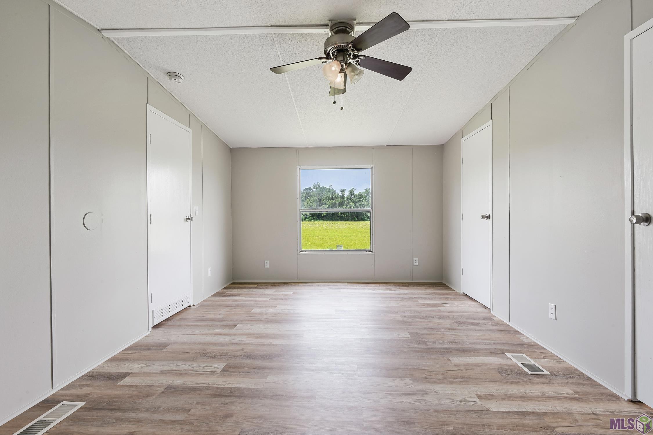 11045 Savoy Road St. Amant, LA 70774 - Photo 8 of 14 Gallery Image 8