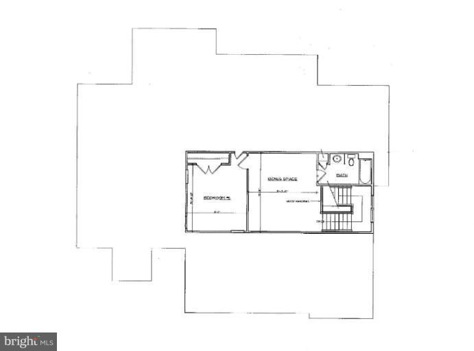 6019 Woodley Road McLean, VA 22101 - Photo 2 of 5 Attic Suite
