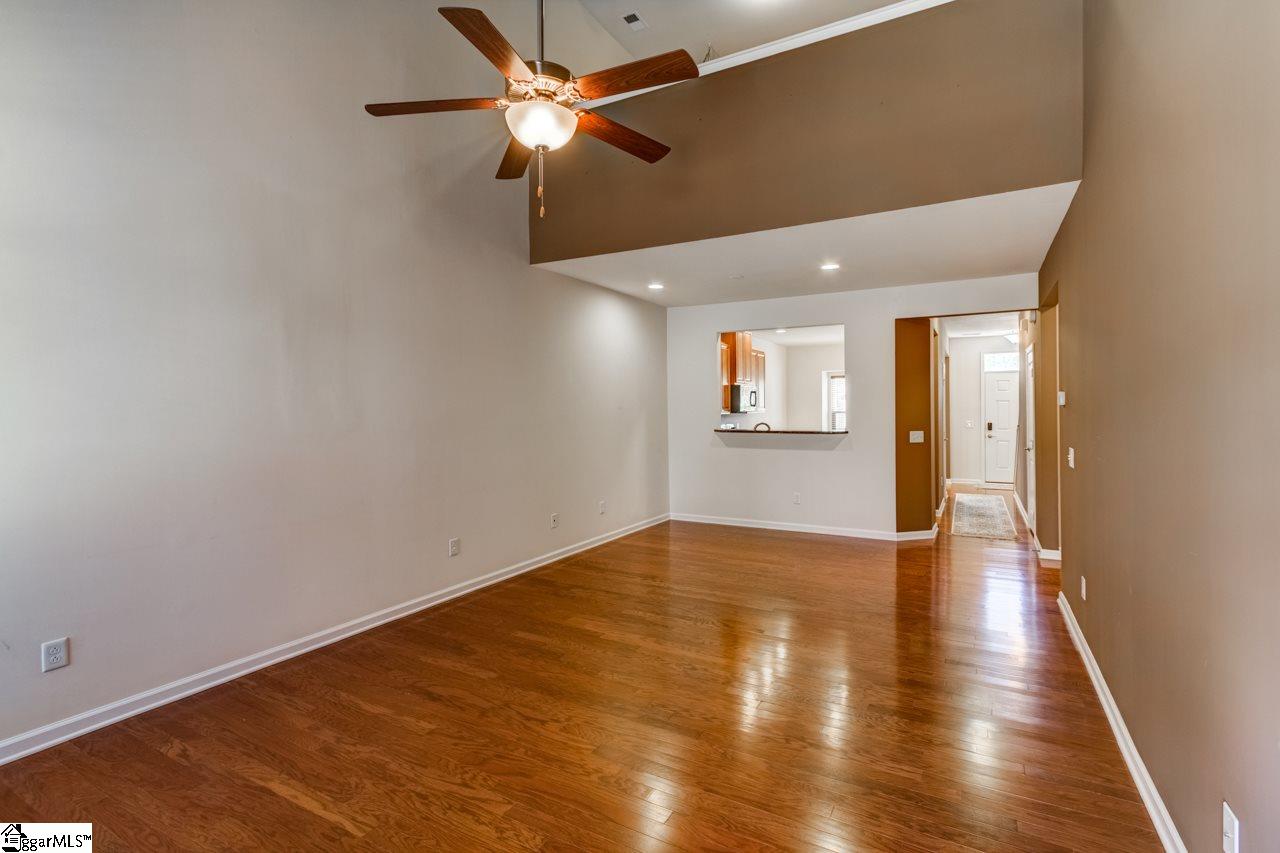 30 Fairchild Way Greenville, SC 29607 - Photo 3 of 30 Gallery Image 3