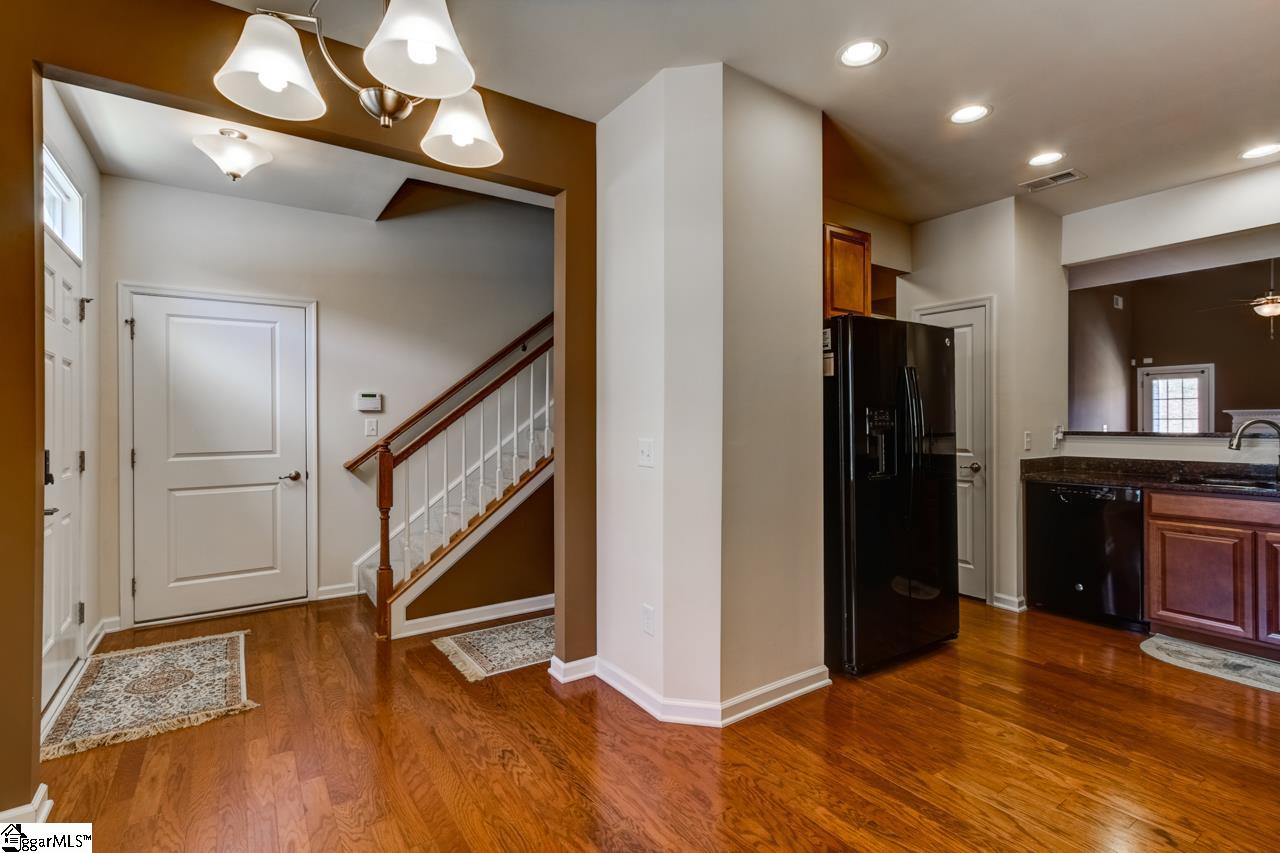 30 Fairchild Way Greenville, SC 29607 - Photo 8 of 30 Gallery Image 8