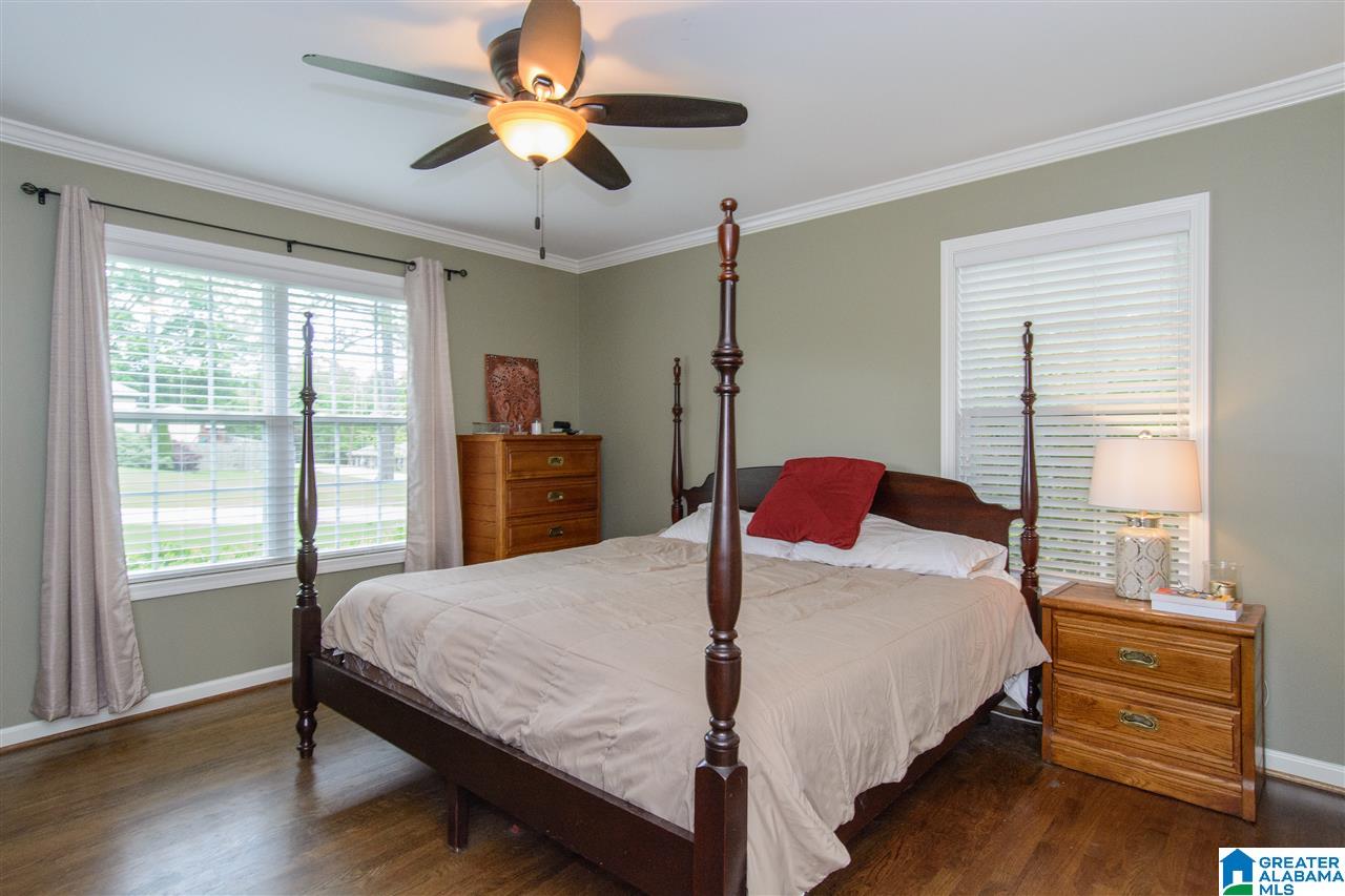 4301 Dolly Ridge Lane Birmingham, AL 35243 - Photo 12 of 33