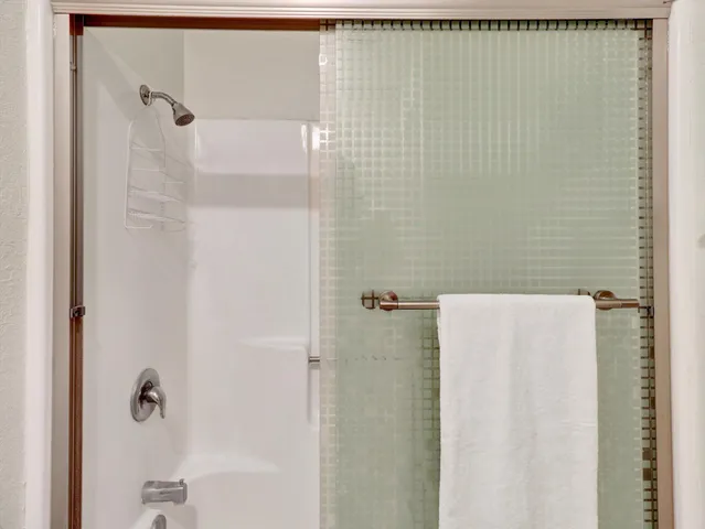 $188,000 | 470 North Villa Court, Unit 208, Palm Springs, CA 92262