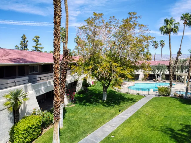 $188,000 | 470 North Villa Court, Unit 208, Palm Springs, CA 92262