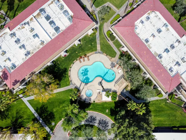 $188,000 | 470 North Villa Court, Unit 208, Palm Springs, CA 92262