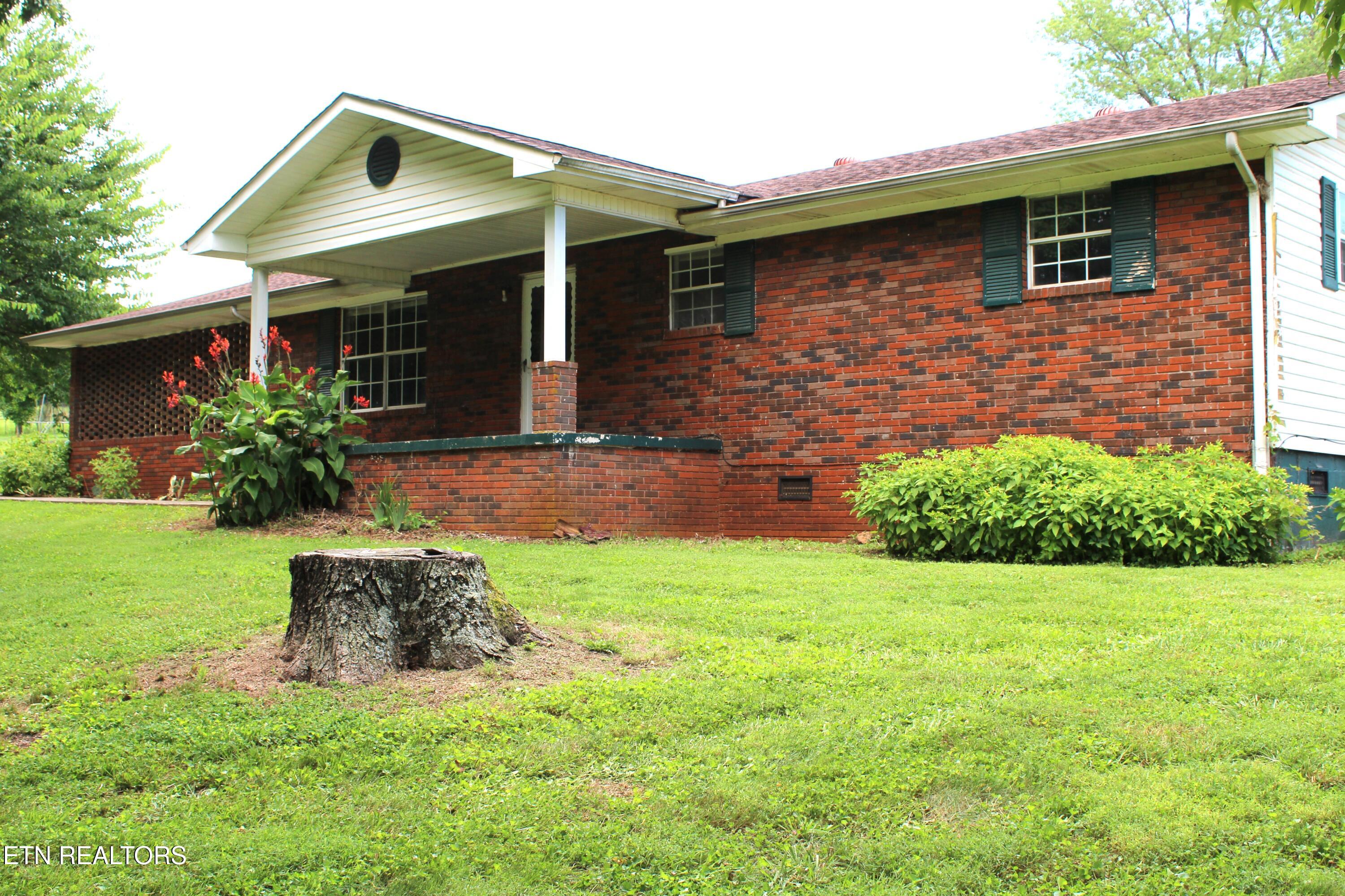 241 Meadow Brook Road Sweetwater, TN 37874 - Photo 4 of 23 IMG_5285