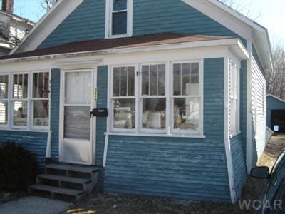326 North Chestnut Street Reed City, MI 49677 - Photo 1 of 1 Primary Photo