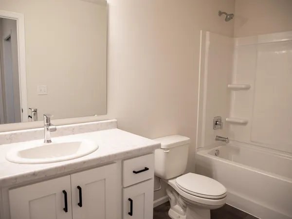 $405,333 | 6704 Meadow View Drive South, Fargo, ND 58104