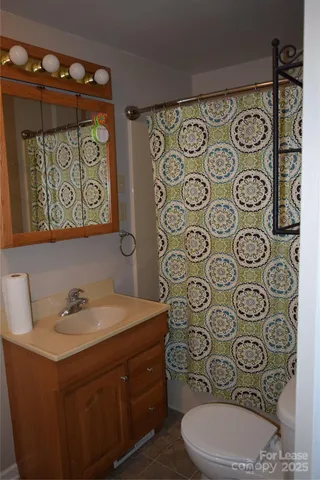 $1,200 | 148 Brookwood Avenue Northeast, Concord, NC 28025