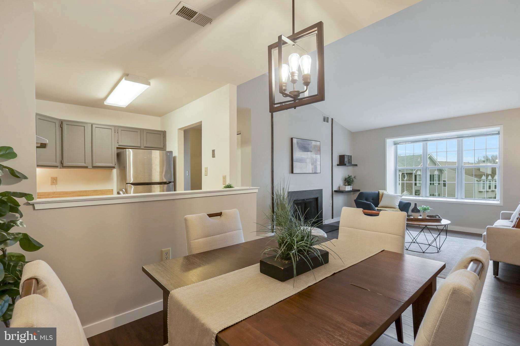 7710 Lexton Place, Unit D Springfield, VA 22152 - Photo 8 of 26 Dining Area