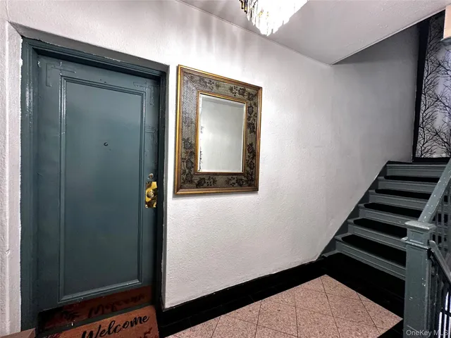 $2,675 | 153 Fifth Avenue, Unit 6, Pelham, NY 10803