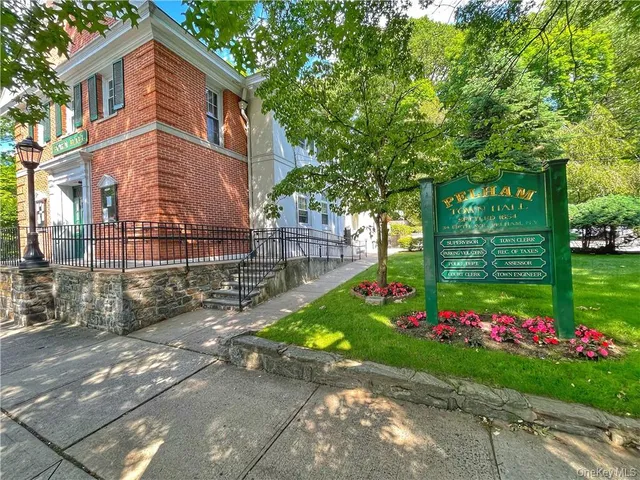 $2,675 | 153 Fifth Avenue, Unit 6, Pelham, NY 10803