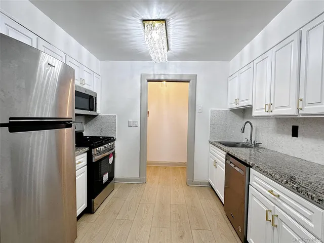 $2,675 | 153 Fifth Avenue, Unit 6, Pelham, NY 10803