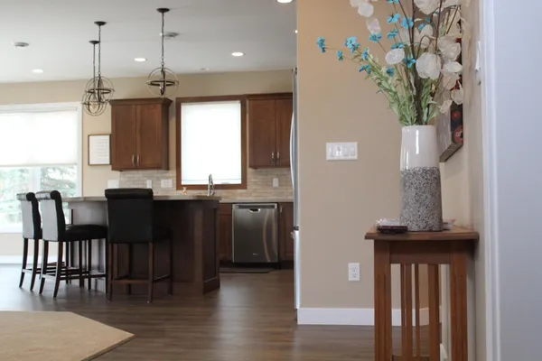 $476,500 | 533 7th Avenue Southeast, Mayville, ND 58257