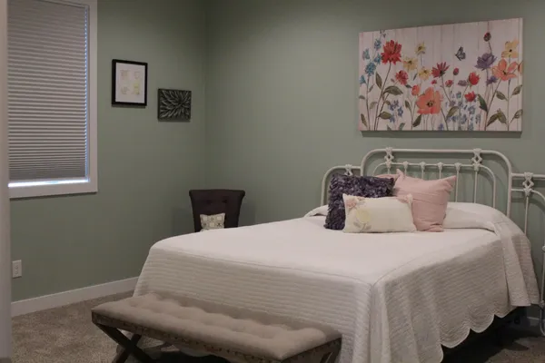 $476,500 | 533 7th Avenue Southeast, Mayville, ND 58257