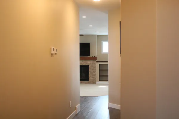 $476,500 | 533 7th Avenue Southeast, Mayville, ND 58257