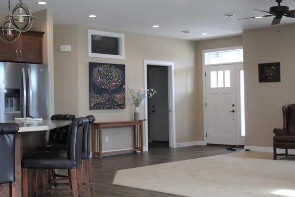 $476,500 | 533 7th Avenue Southeast, Mayville, ND 58257