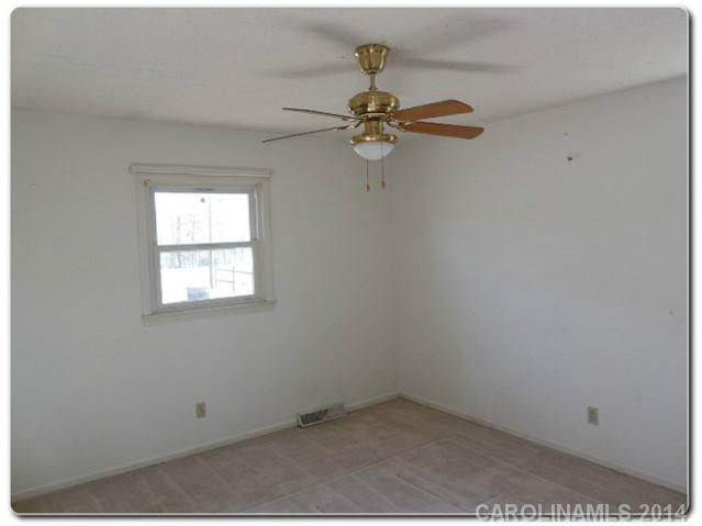 4707 Hickory Grove Road Gastonia, NC 28056 - Photo 11 of 12 Gallery Image 11