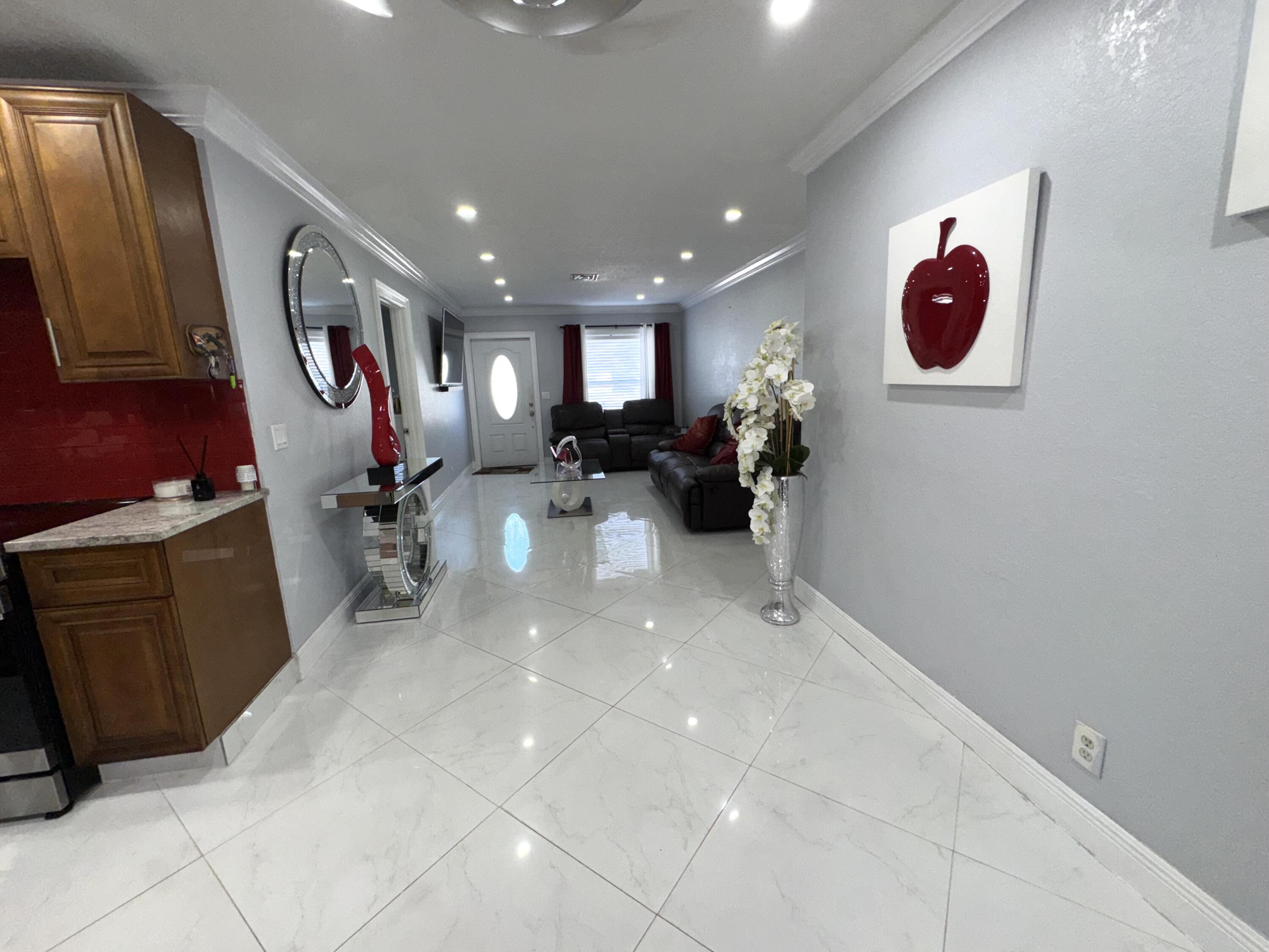 5792 Orange Road Royal Palm Estates, FL 33413 - Photo 8 of 28 IMG_7313