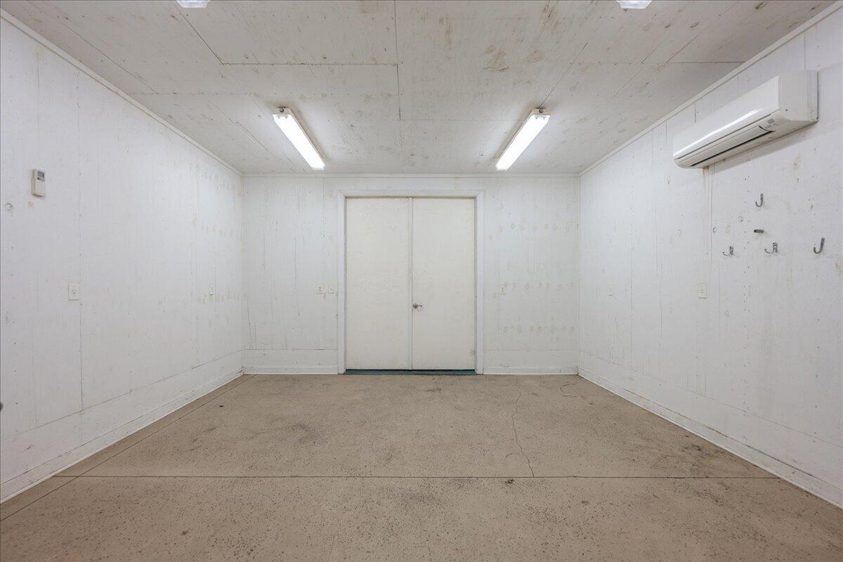 3308 Broadview Circle Crestview, FL 32539 - Photo 90 of 120 Shop enclosed area