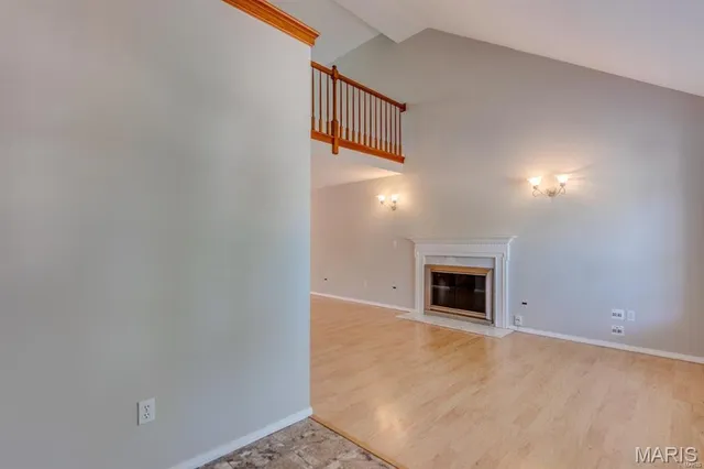 $2,300 | 408 Arbor Spring Drive, Ballwin, MO 63021