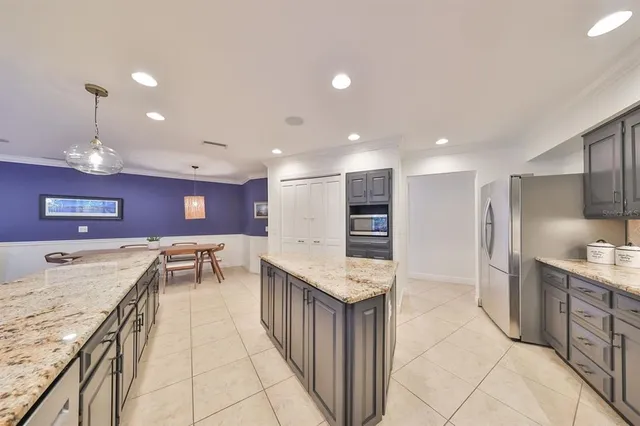 $3,999 | 817 Bannockburn Avenue, Temple Terrace, FL 33617