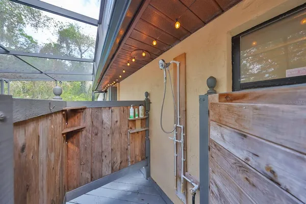 an aerial view of residential houses with city view and lake view