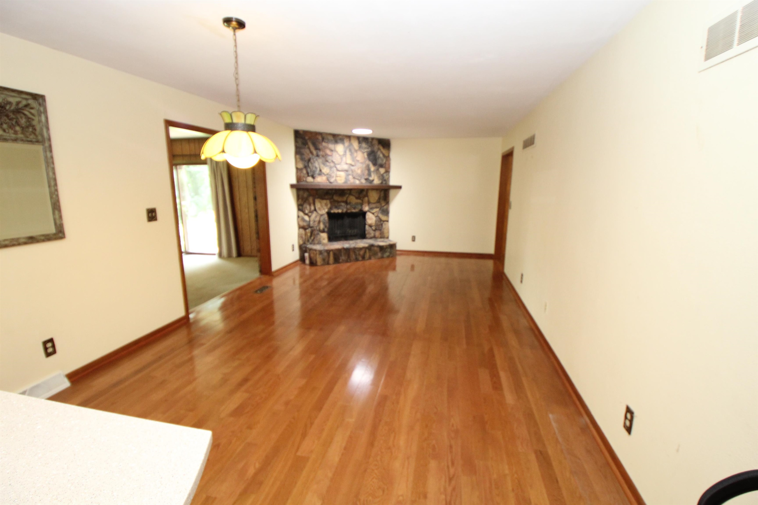 12241 Squirrel Tree Lane Belvidere, IL 61008 - Photo 8 of 26