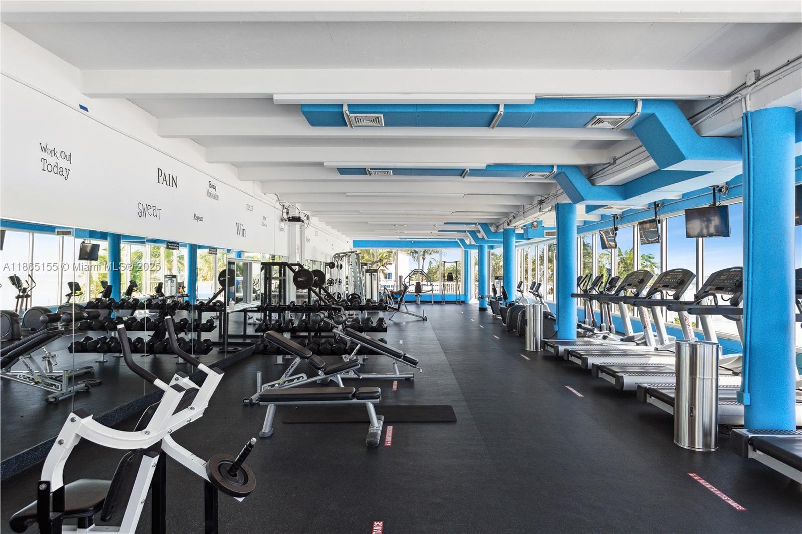 5401 Collins Avenue, Unit 1020 Miami Beach, FL 33140 - Photo 31 of 58