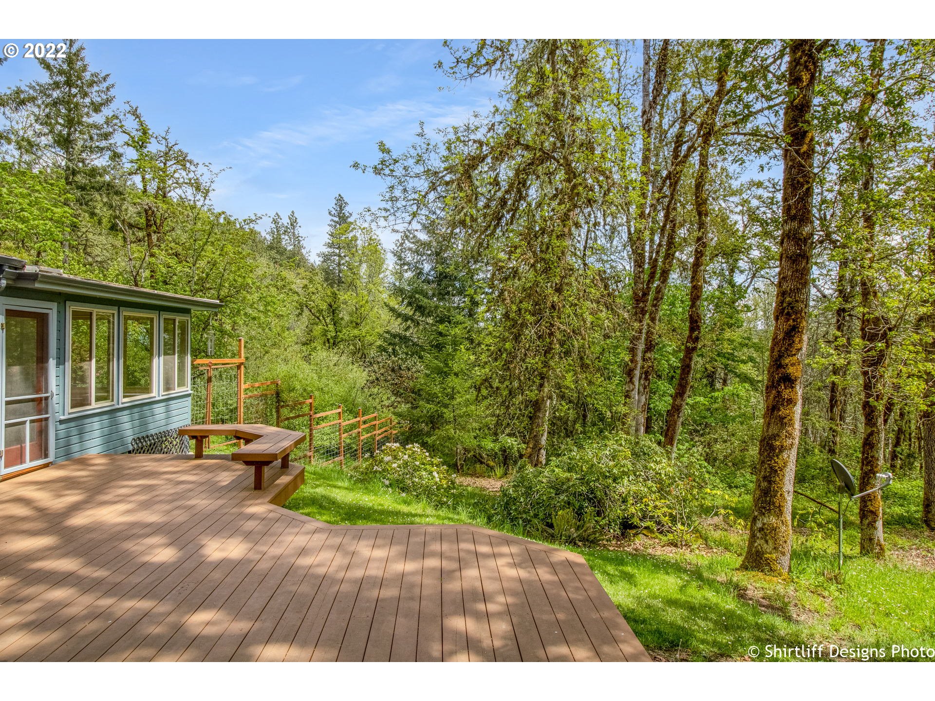 31872 Fox Hollow Road Eugene, OR 97405 - Photo 25 of 32 a view of outdoor space and yard