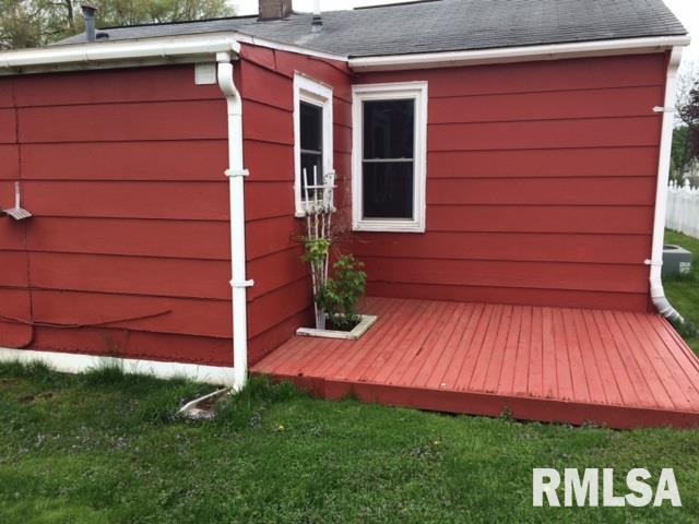 916 3rd Street Colona, IL 61241 - Photo 11 of 12 Gallery Image 11
