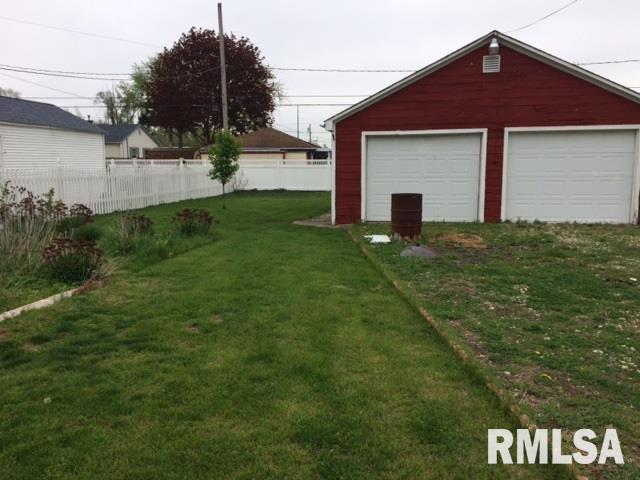 916 3rd Street Colona, IL 61241 - Photo 10 of 12 Gallery Image 10