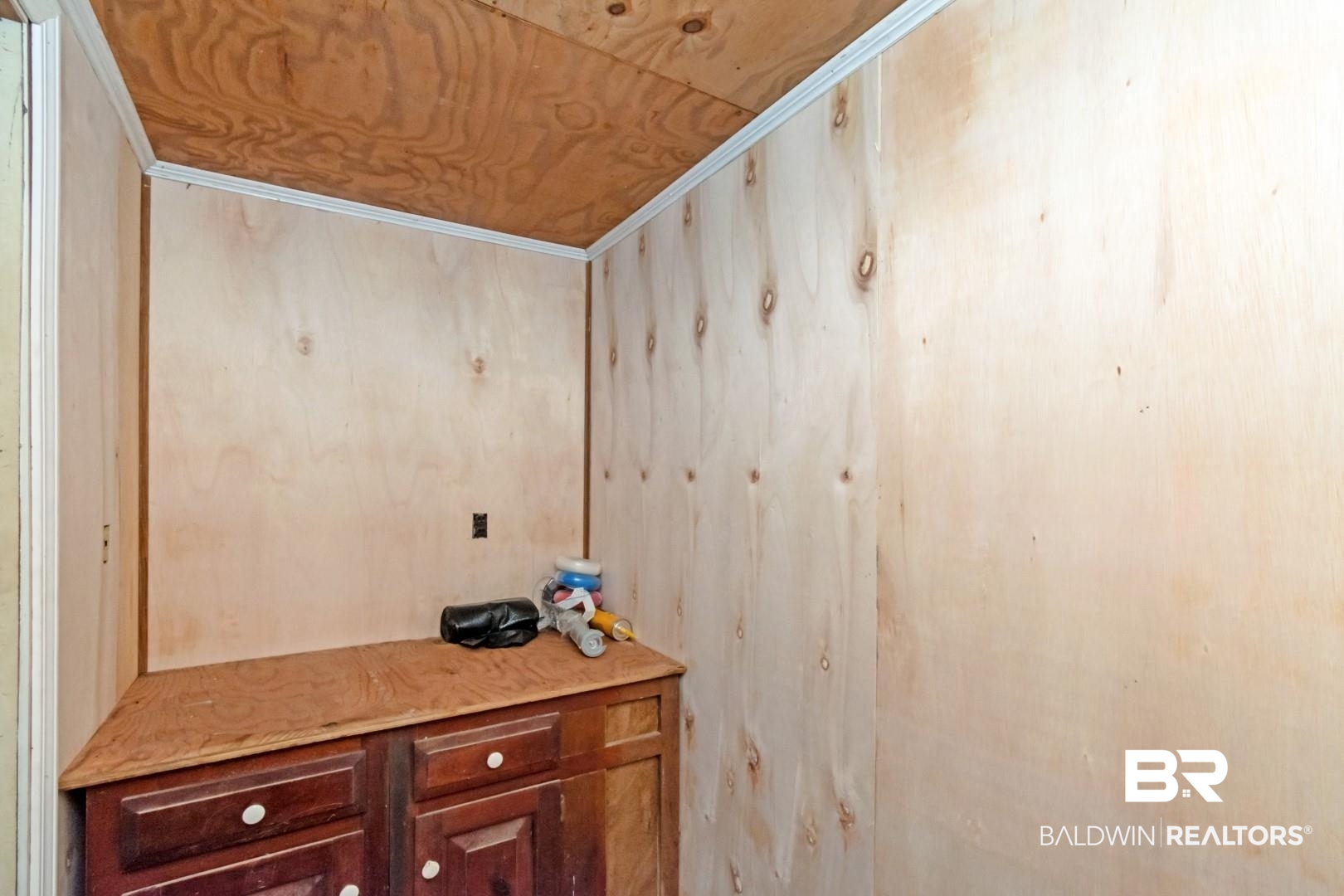5412 South Norden Drive Mobile, AL 36608 - Photo 32 of 38 Interior details with wood walls and wooden ceiling