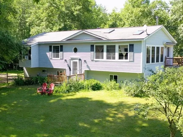 $769,000 | 14 Ferry Road, South Hero, VT 05486