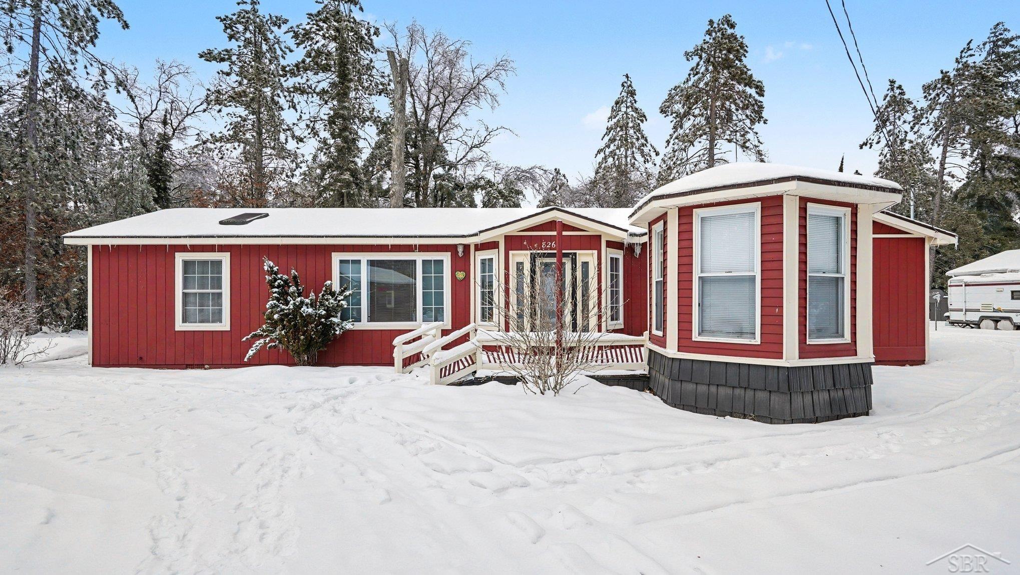 8266 Cedar Road South Branch, MI 48761 - Photo 2 of 33