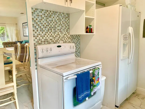 $1,250,000 | 2 Northeast 45th Street, Miami, FL 33137