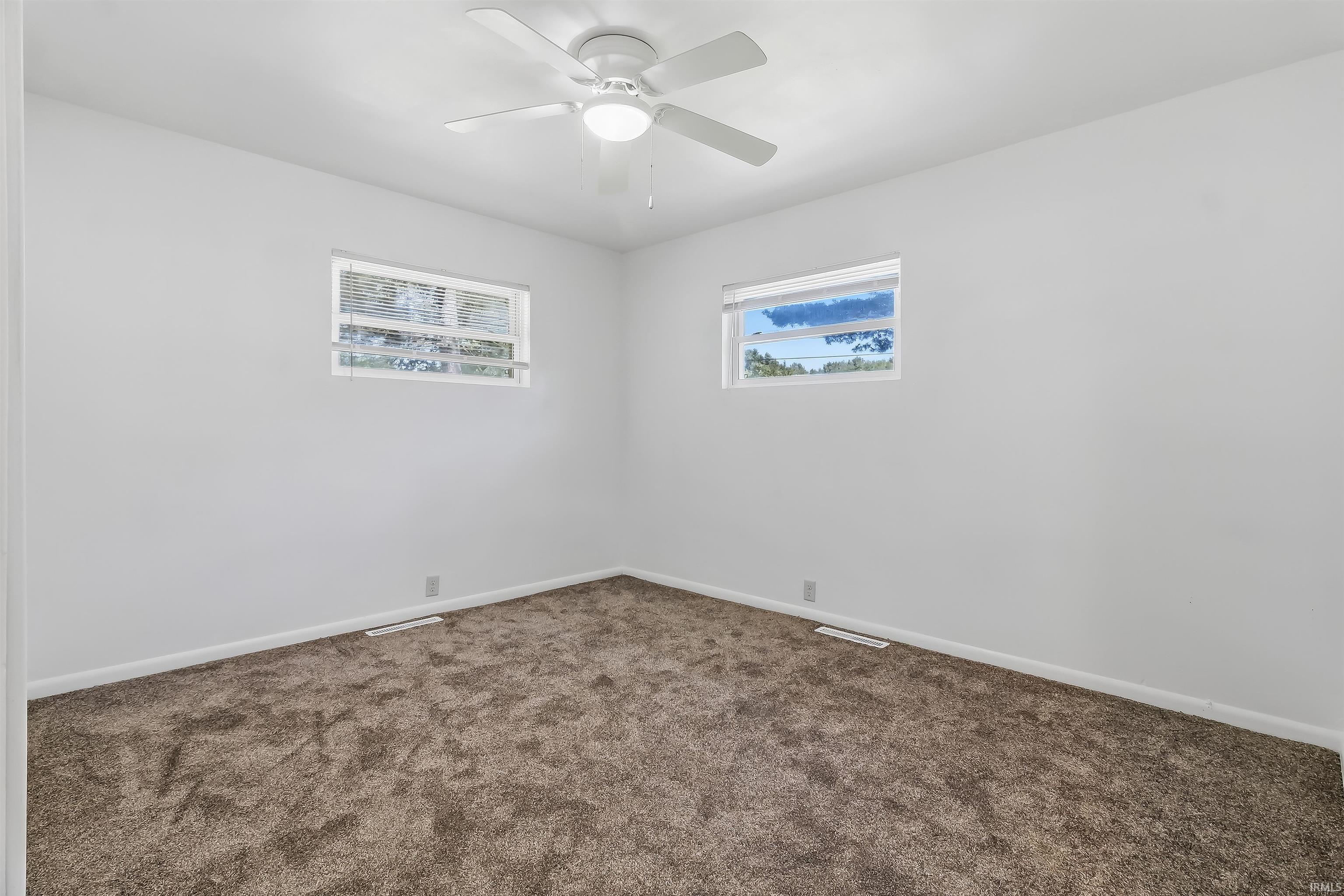 5915 South Delmar Road Marion, IN 46953 - Photo 14 of 29