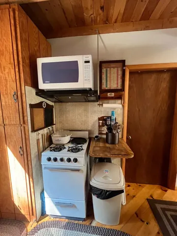 $324,900 | 24 Hill Lane, Beddington, ME 04622