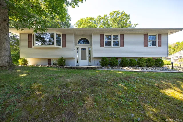 $473,000 | 43 Briarcliff Avenue, Poughkeepsie, NY 12603