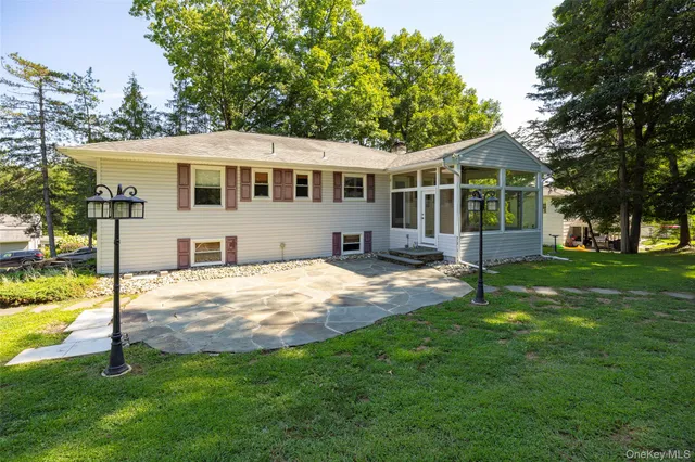 $473,000 | 43 Briarcliff Avenue, Poughkeepsie, NY 12603